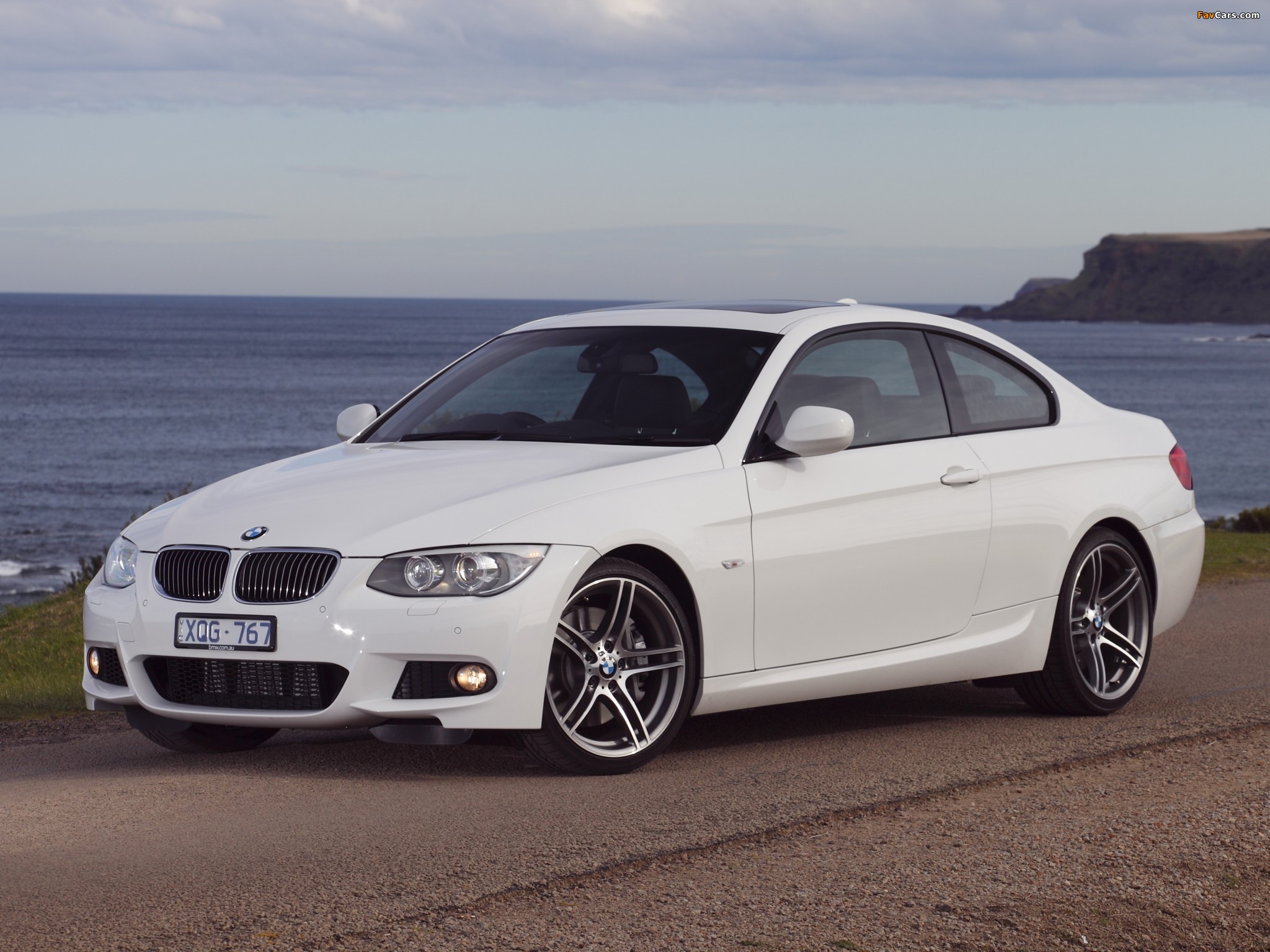 BMW 335i Coupe M Sports Package AU-spec (E92) 2010 wallpapers (2048 x 1536)