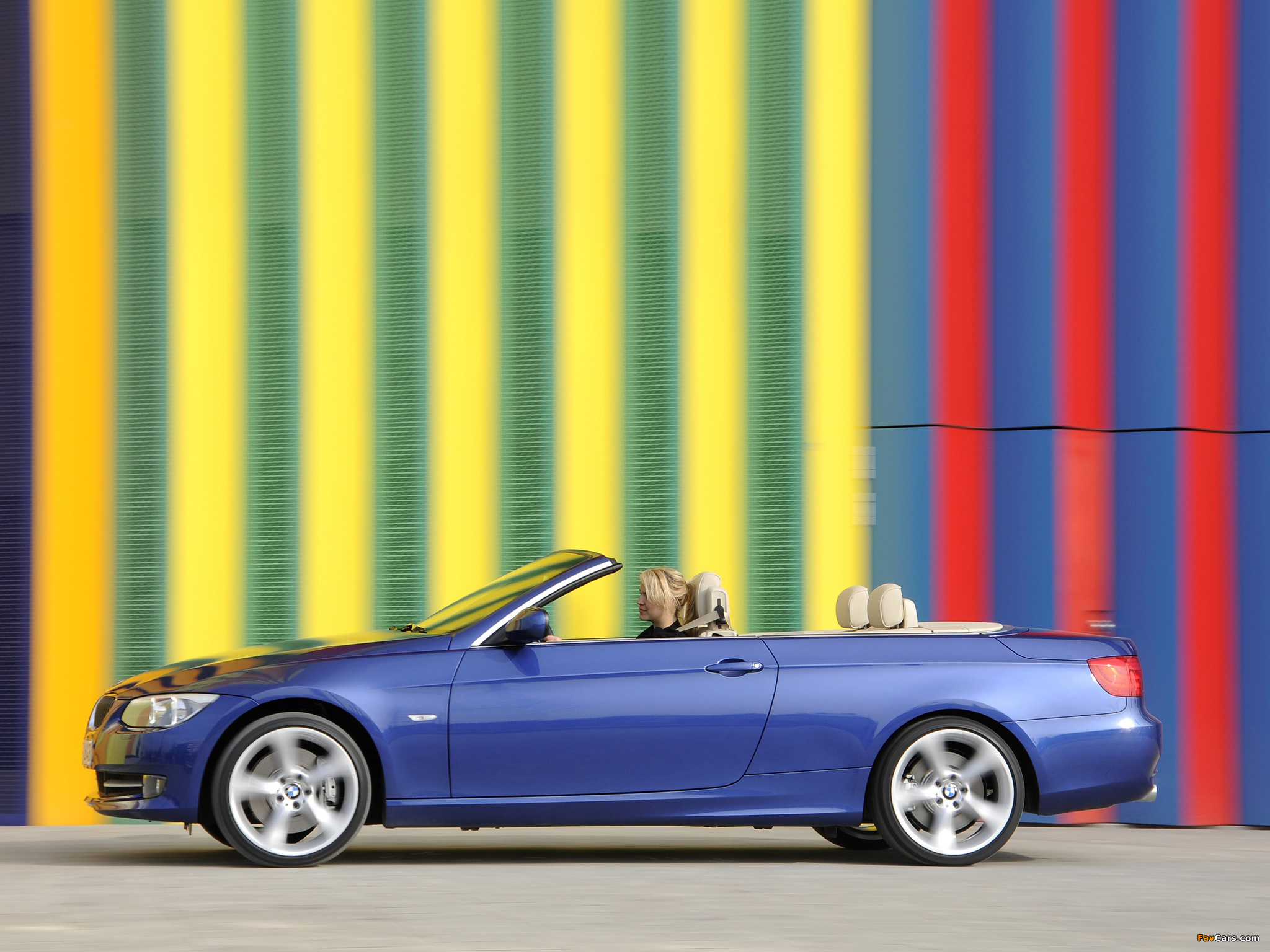 BMW 335i Cabrio (E93) 2010 wallpapers (2048 x 1536)