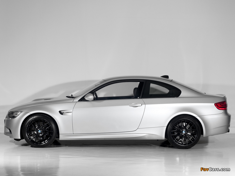 BMW M3 Coupe Competition Edition (Asian market) (E92) 2012 wallpapers (800 x 600)