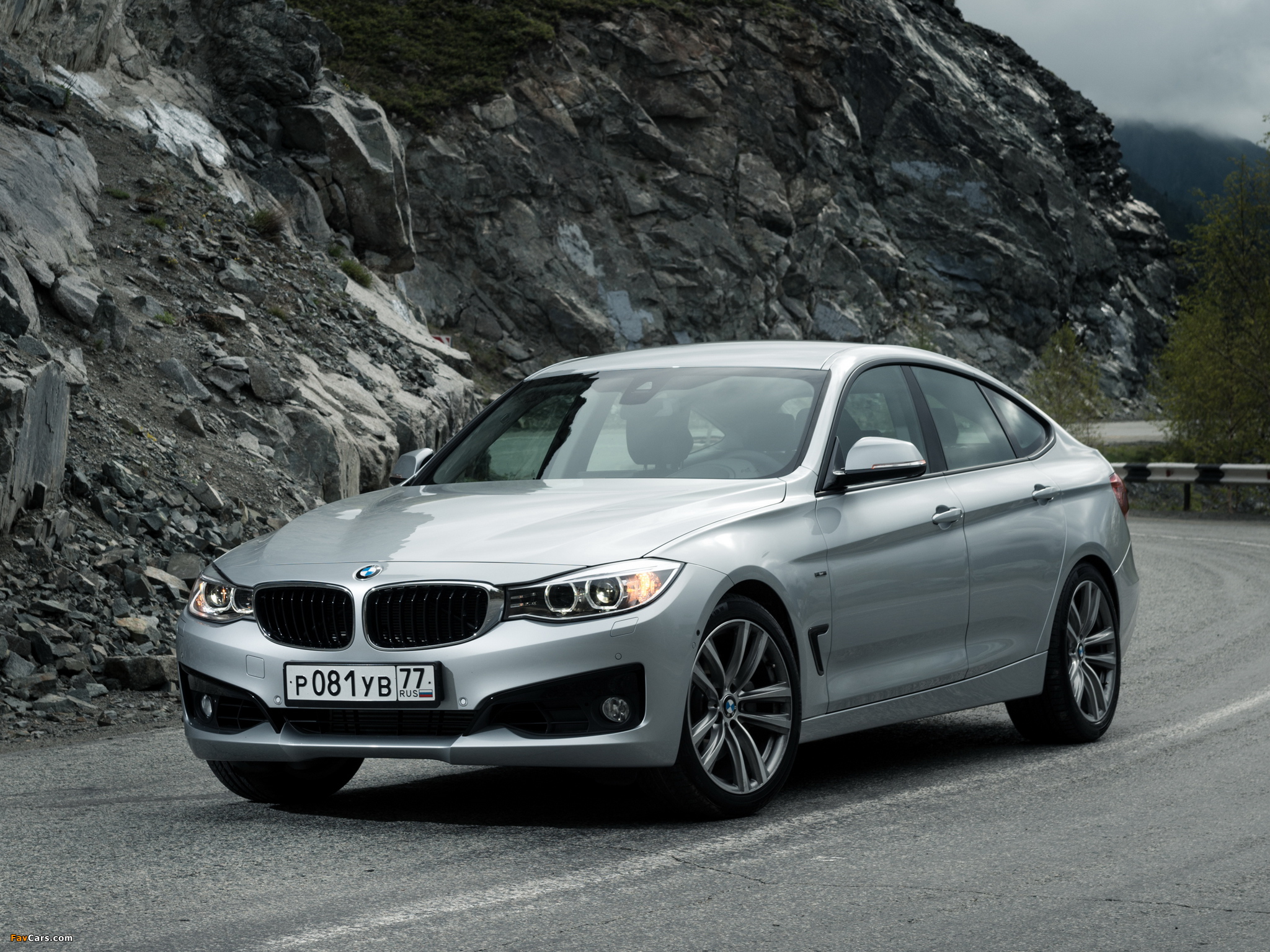 BMW 335i Gran Turismo Sport Line (F34) 2013 wallpapers (2048 x 1536)