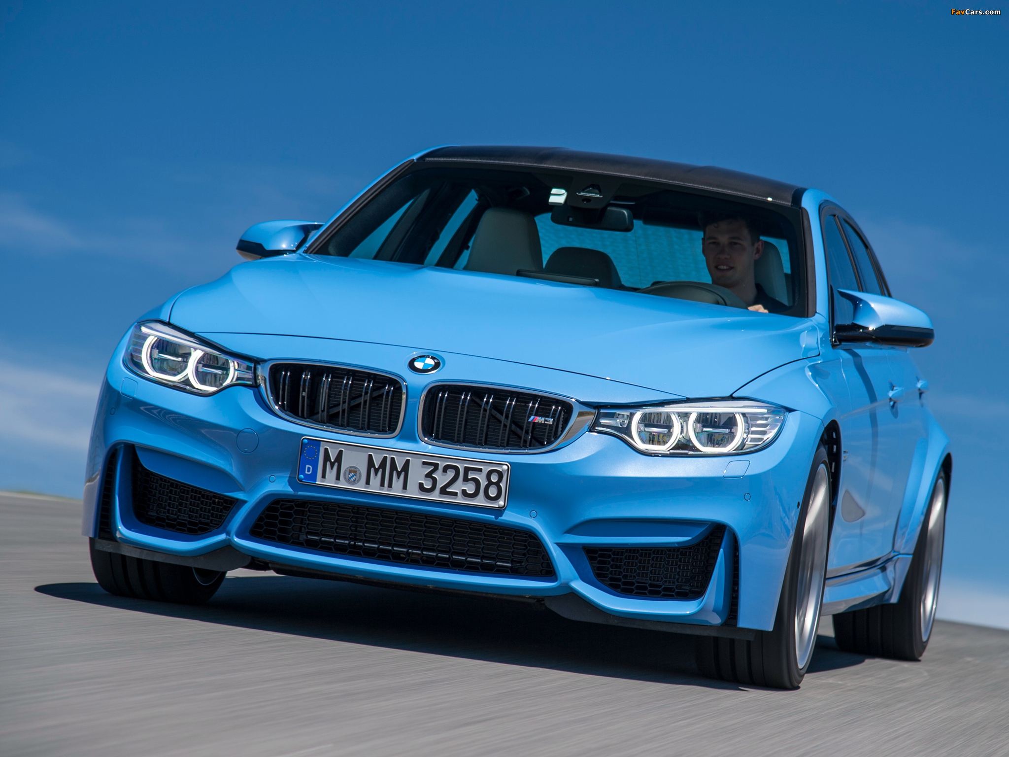 BMW M3 (F80) 2014 wallpapers (2048 x 1536)