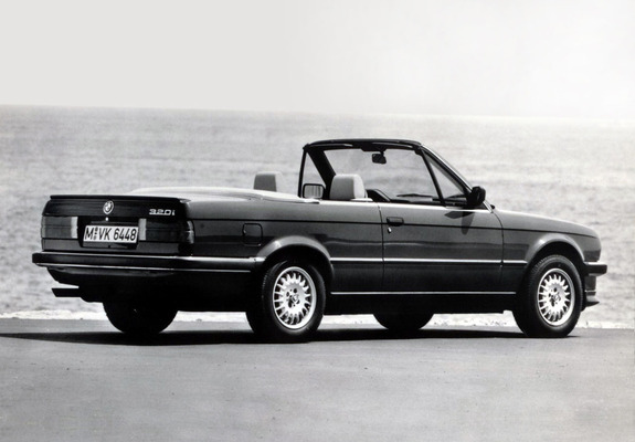 BMW 320i Cabrio (E30) 1986–93 wallpapers