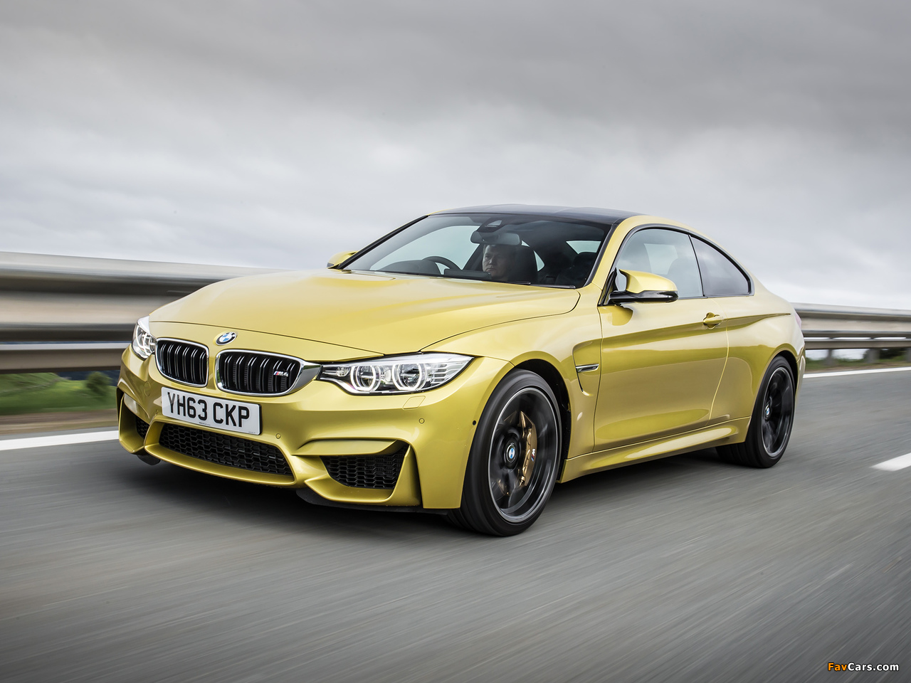 BMW M4 Coupé UK-spec (F82) 2014 images (1280 x 960)