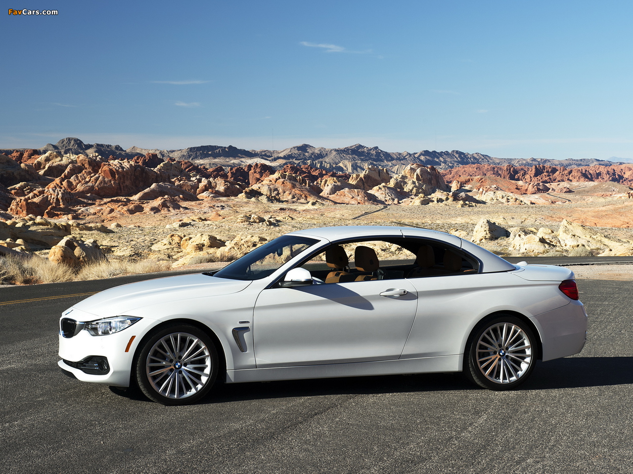 BMW 435i Cabrio Luxury Line US-spec (F33) 2014 photos (1280 x 960)