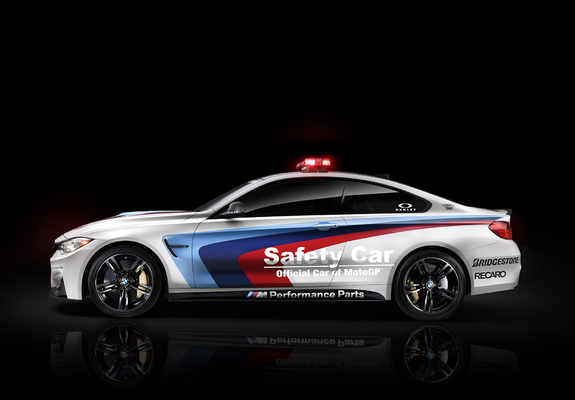 BMW M4 Coupé MotoGP Safety Car (F82) 2014 photos