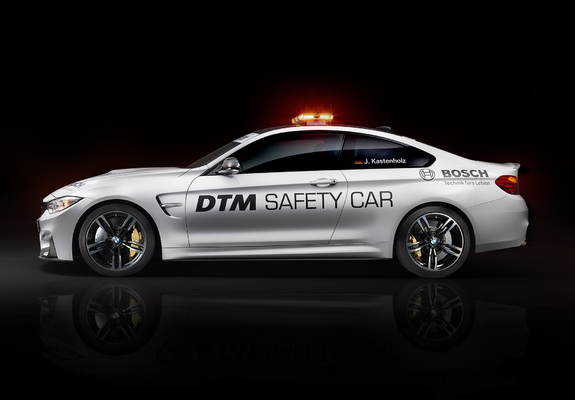 BMW M4 Coupé DTM Safety Car (F82) 2014 pictures