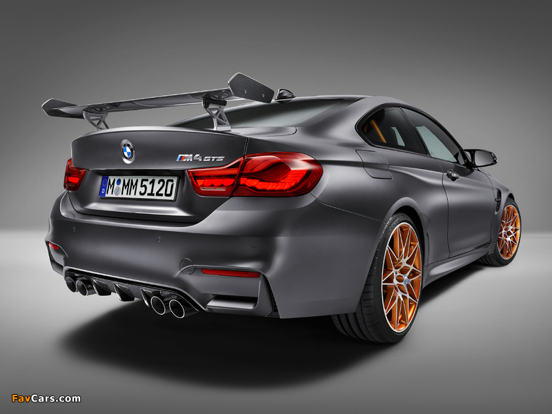 BMW M4 GTS (F82) 2015 images (800 x 600)