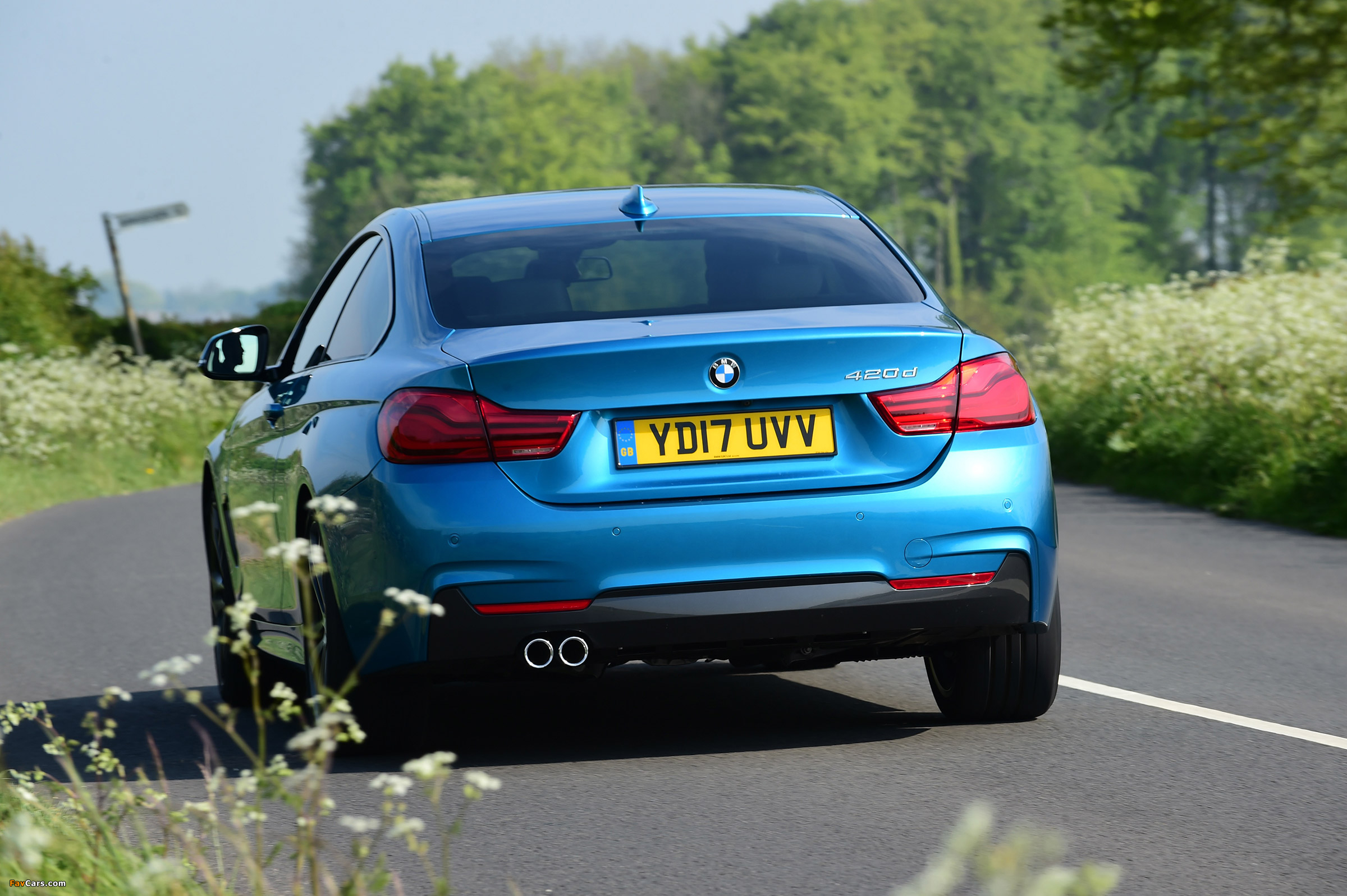 BMW 420d Coupé M Sport UK-spec (F32) 2017 images (2400 x 1597)