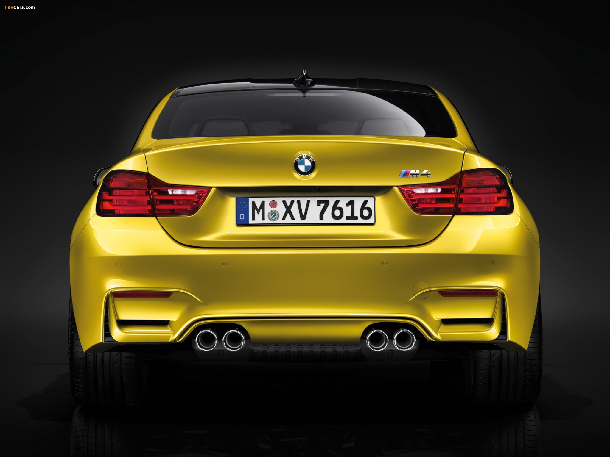 Images of BMW M4 Coupé (F82) 2014 (2048 x 1536)