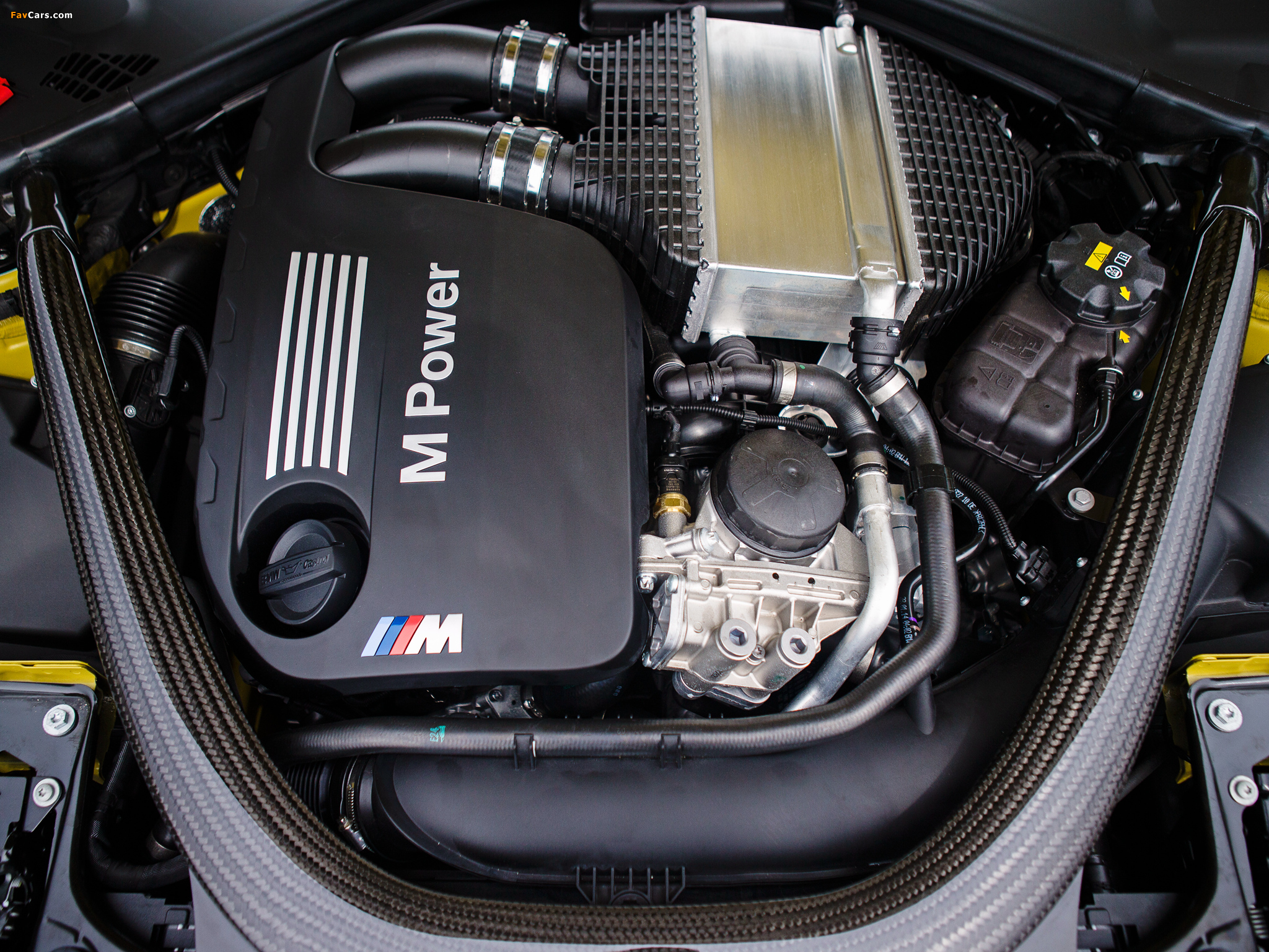 Images of 2015 BMW M4 Coupé US-spec (F82) 2014 (2048 x 1536)
