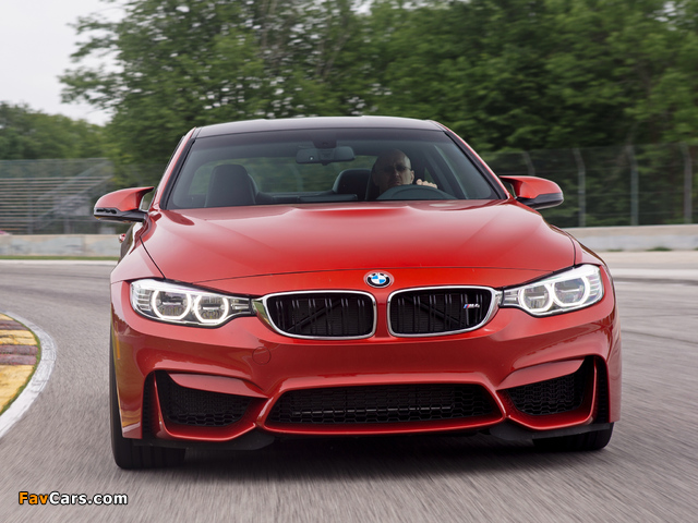 Photos of 2015 BMW M4 Coupé US-spec (F82) 2014 (640 x 480)