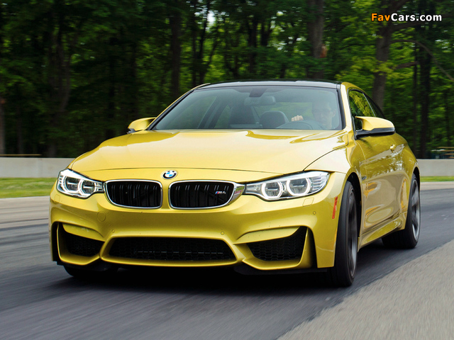 Photos of 2015 BMW M4 Coupé US-spec (F82) 2014 (640 x 480)