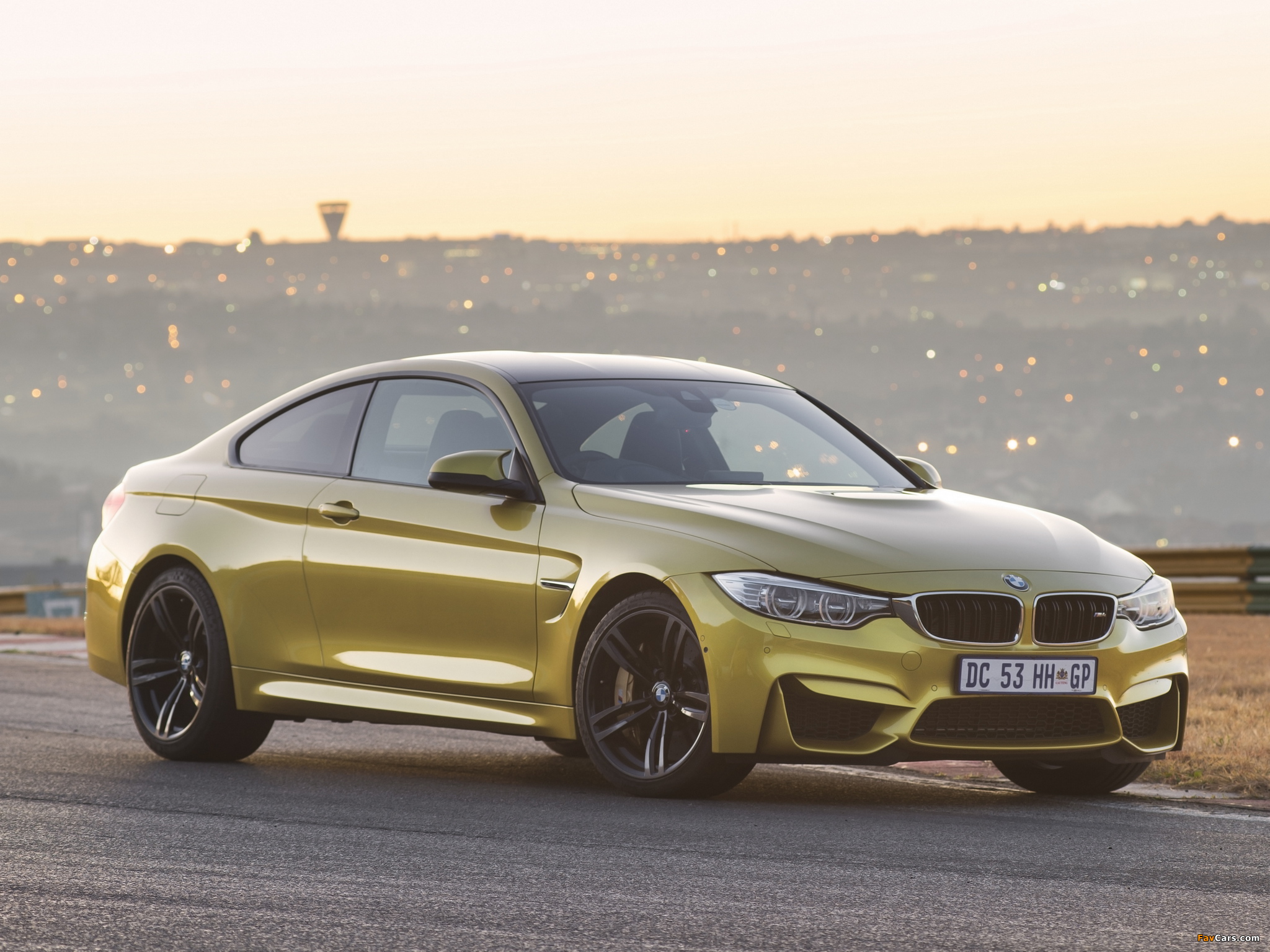 Pictures of BMW M4 Coupé ZA-spec (F82) 2014 (2048 x 1536)