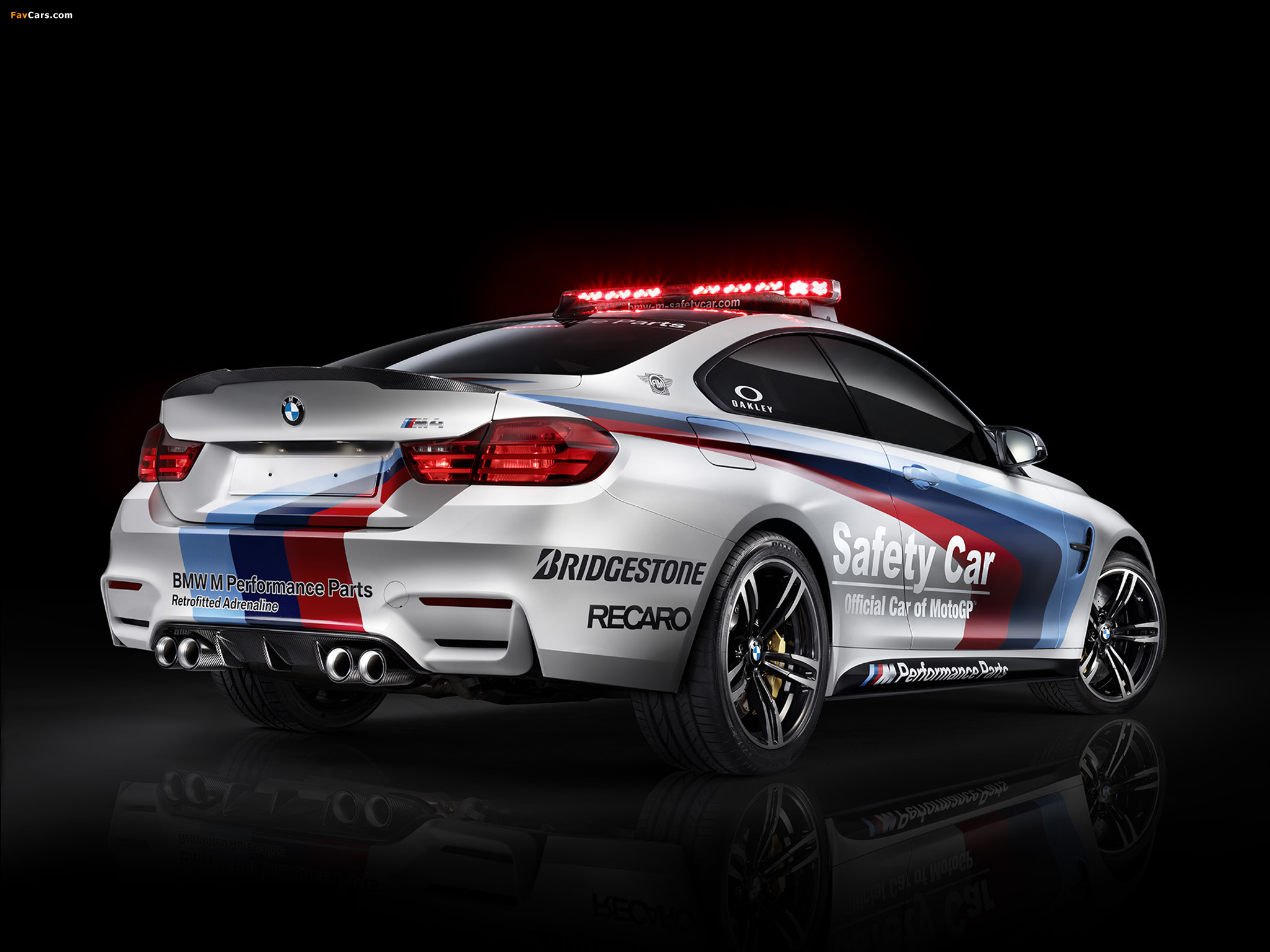 Pictures of BMW M4 Coupé MotoGP Safety Car (F82) 2014 (2048 x 1536)
