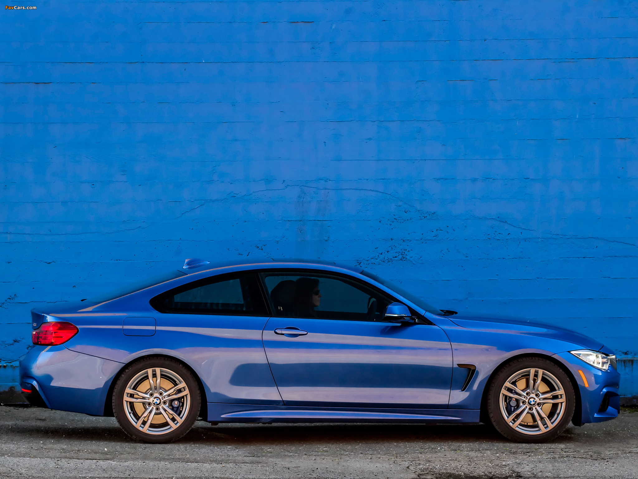 BMW 428i Coupé M Sport Package US-spec (F32) 2013 wallpapers (2048 x 1536)