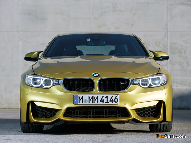 BMW M4 Coupé (F82) 2014–17 wallpapers (640 x 480)