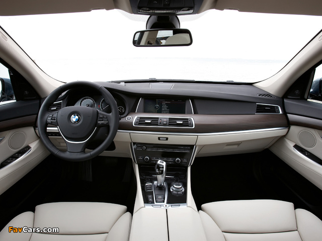 BMW 530d Gran Turismo (F07) 2009–13 pictures (640 x 480)