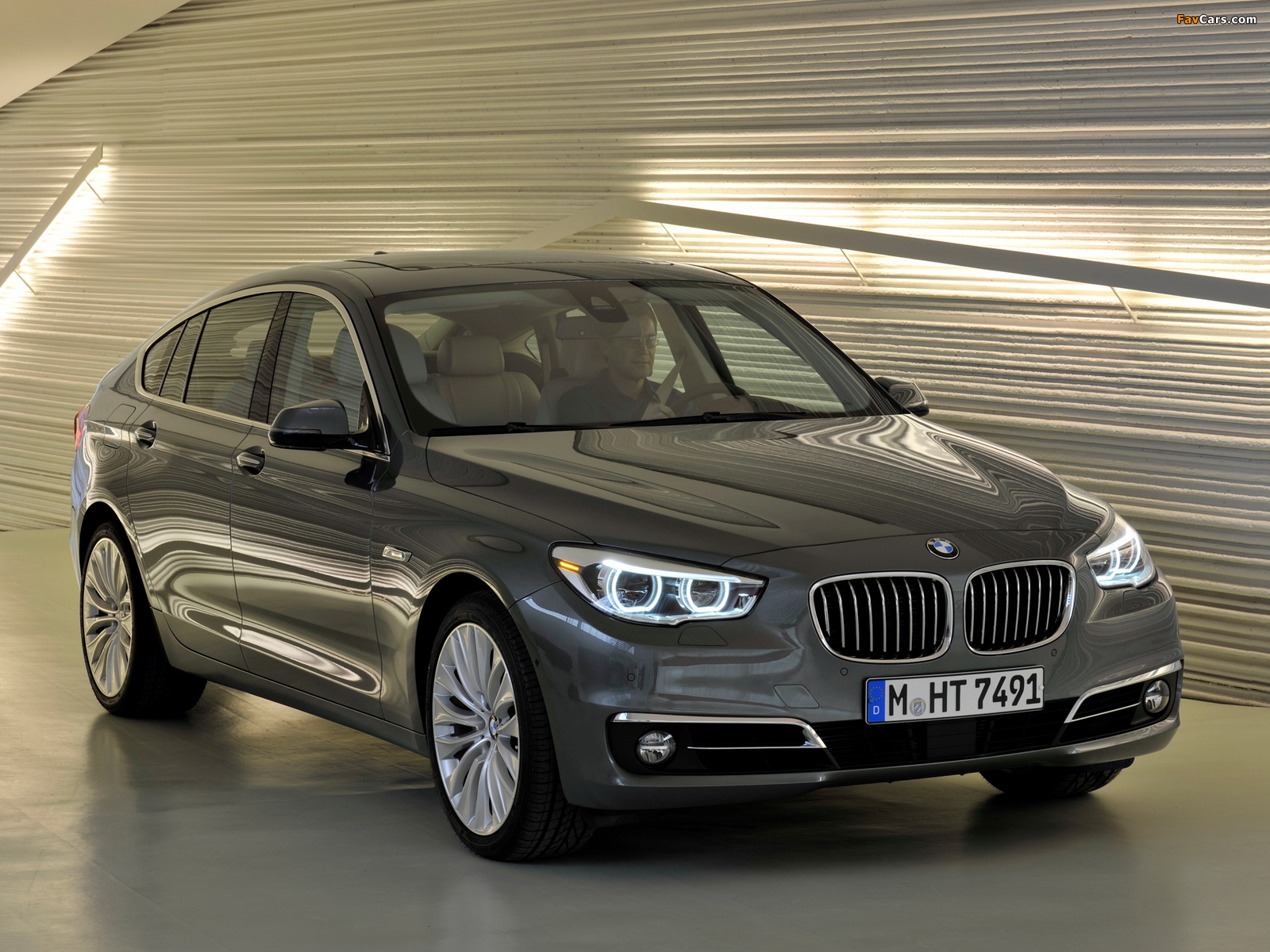 BMW 535i xDrive Gran Turismo Luxury Line (F07) 2013 images (1600 x 1200)