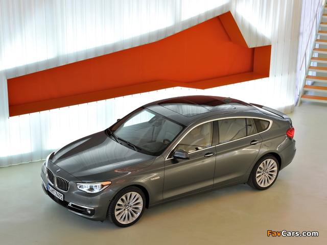 BMW 535i xDrive Gran Turismo Luxury Line (F07) 2013 pictures (640 x 480)