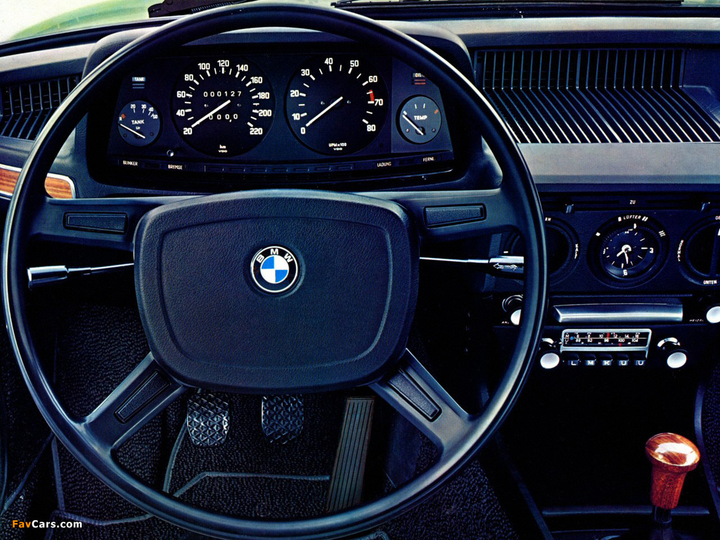 BMW 520i Sedan (E12) 1972–76 images (1024 x 768)
