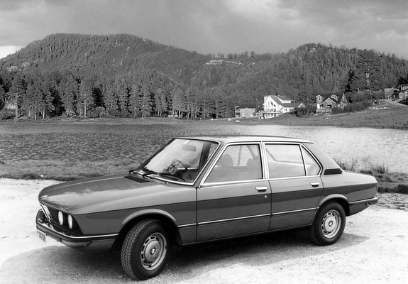 BMW 518 Sedan UK-spec (E12) 1974–76 pictures