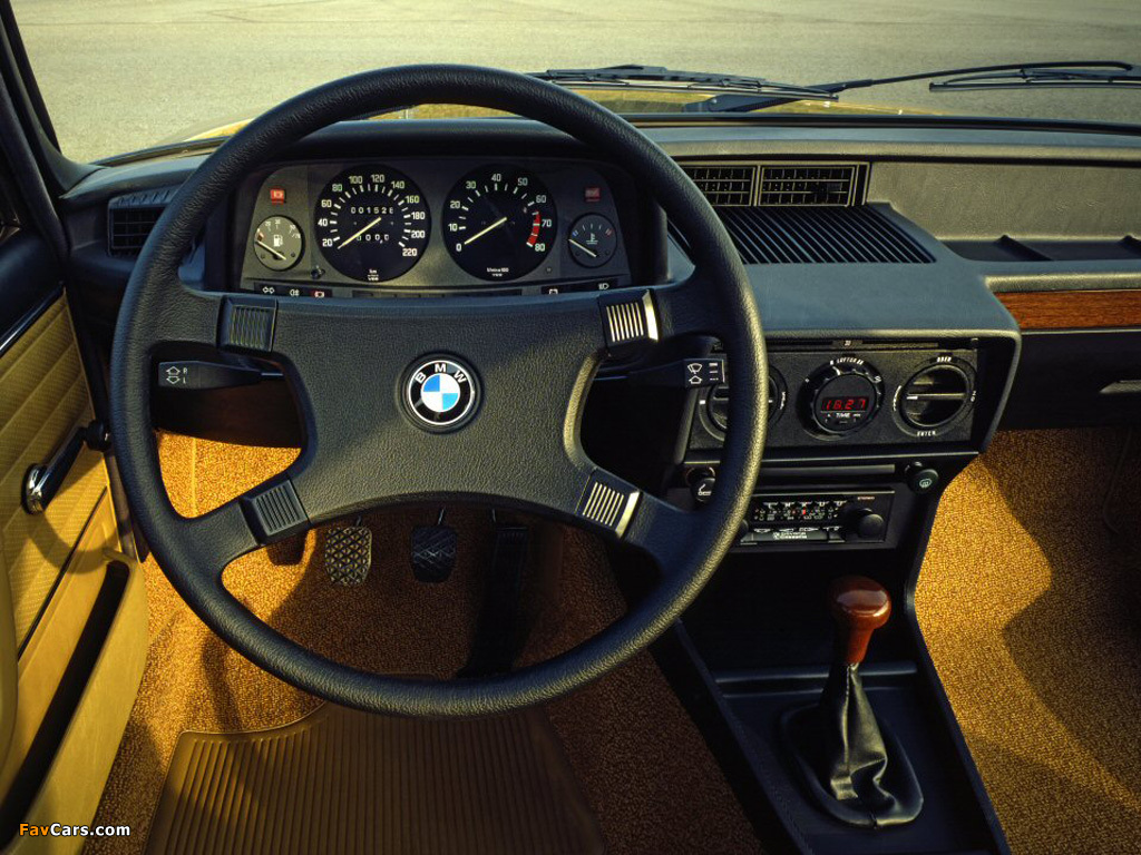 BMW 525 Sedan (E12) 1976–81 pictures (1024 x 768)