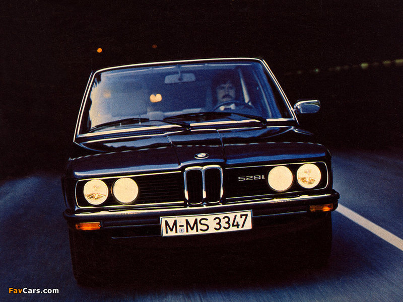 BMW 528i Sedan (E12) 1977–81 images (800 x 600)