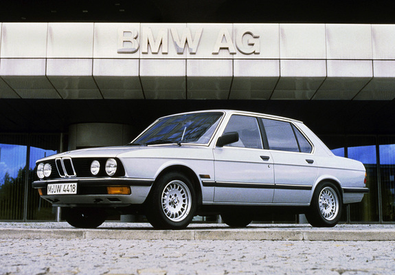 BMW 520i Sedan (E28) 1981–87 wallpapers