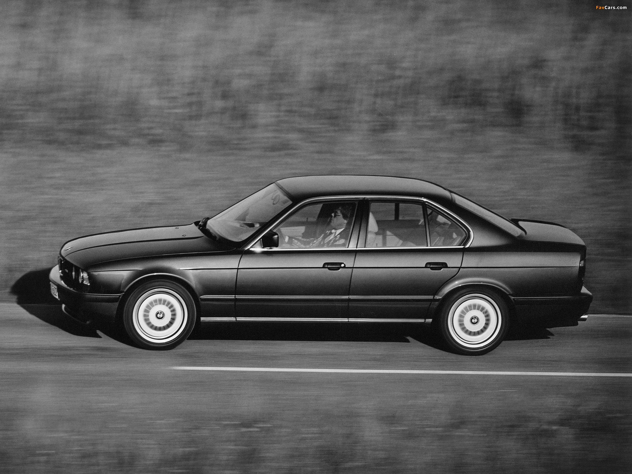 BMW M5 (E34) 1988–92 photos (2048 x 1536)