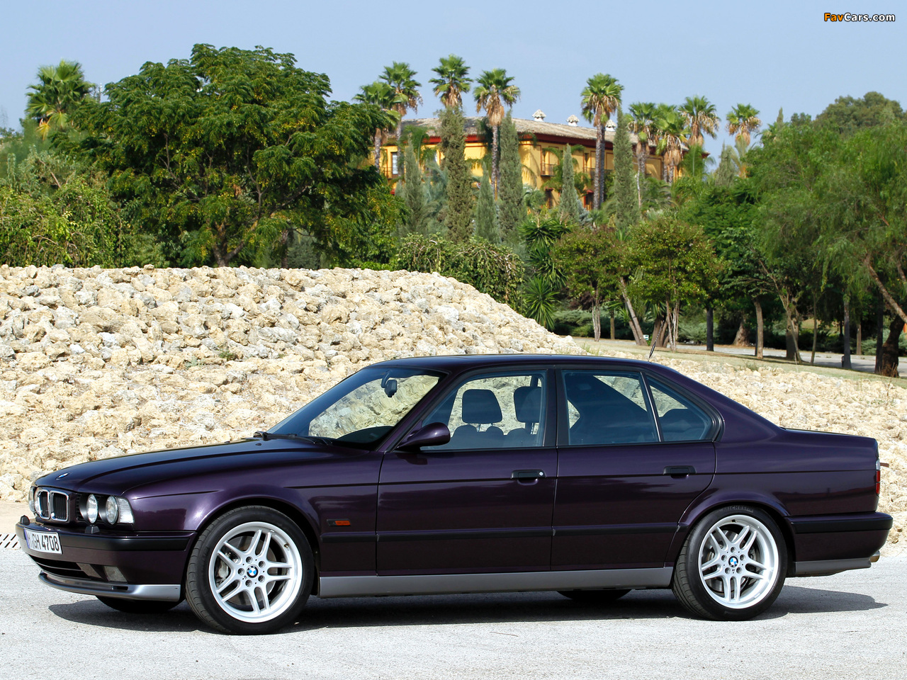 BMW M5 Sedan (E34) 1994–95 images (1280 x 960)