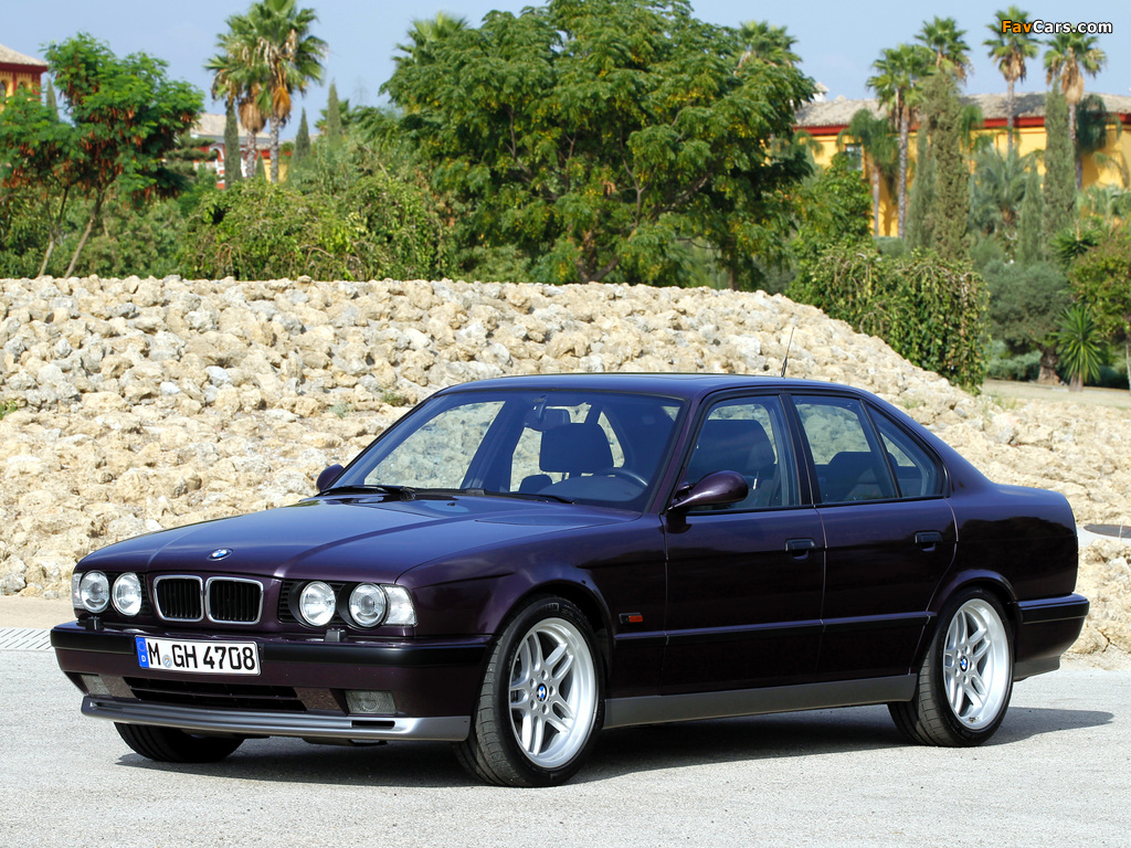 BMW M5 Sedan (E34) 1994–95 photos (1024 x 768)