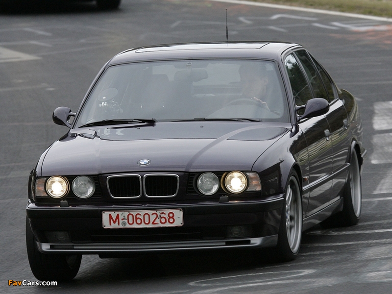 BMW M5 Sedan (E34) 1994–95 photos (800 x 600)