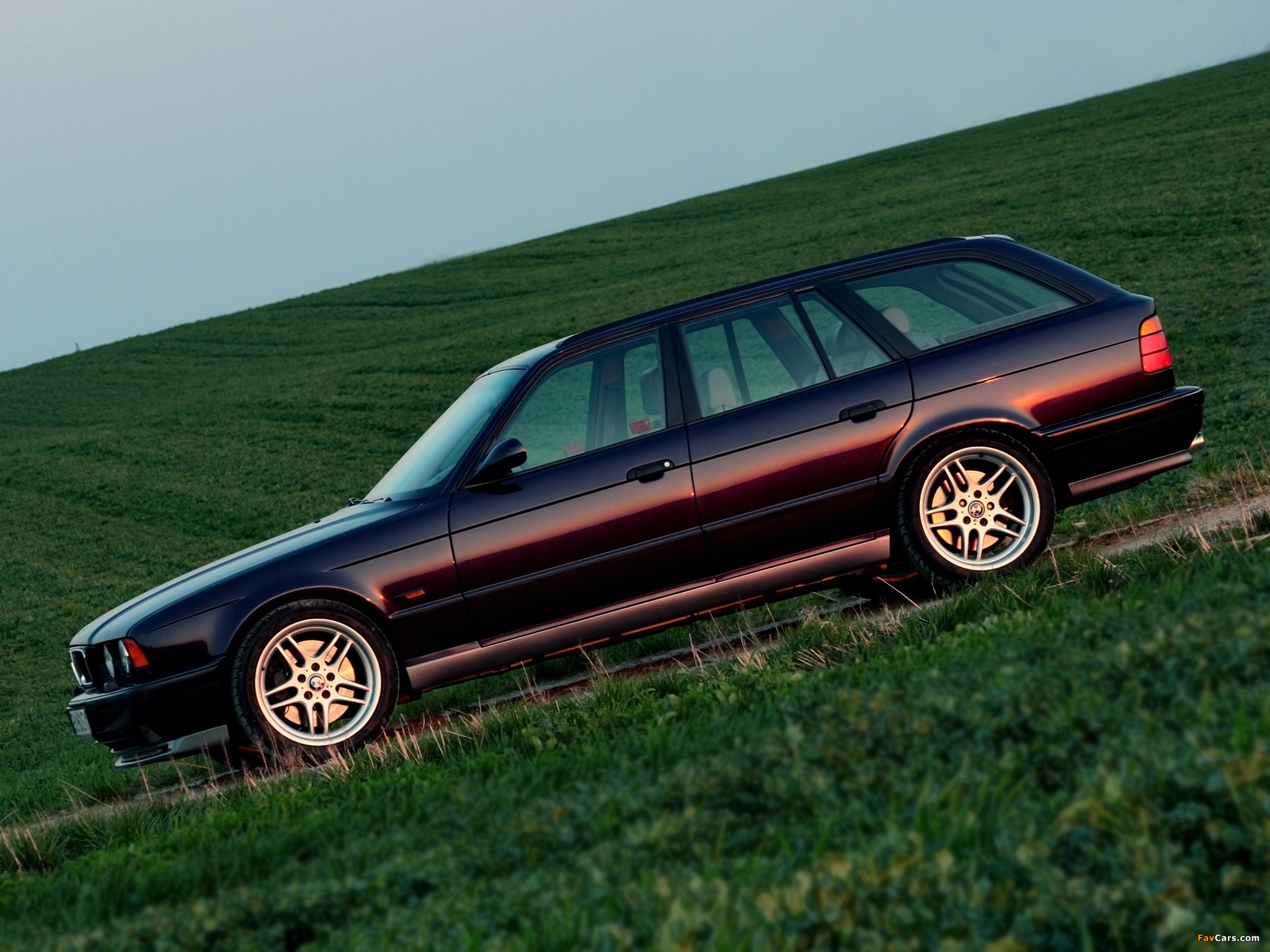 BMW M5 Touring (E34) 1994–95 pictures (2048 x 1536)