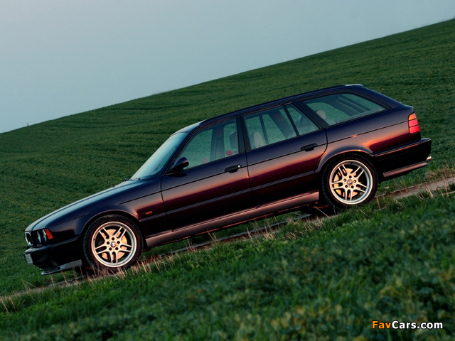 BMW M5 Touring (E34) 1994–95 pictures (640 x 480)