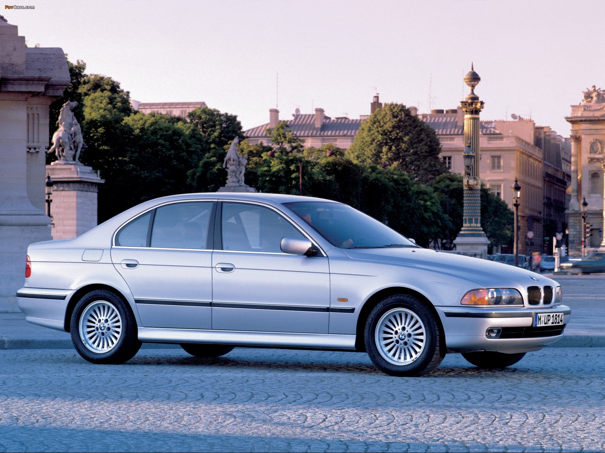 BMW 5 Series Sedan (E39) 1995–2003 images (2048 x 1536)