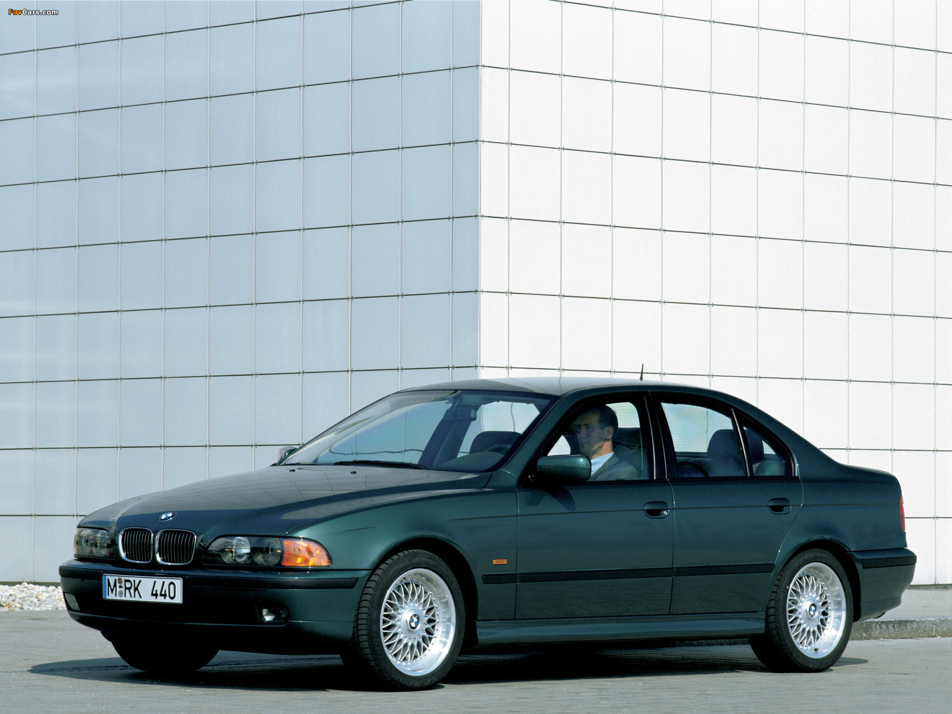 BMW 5 Series Sedan (E39) 1995–2003 wallpapers (1920 x 1440)