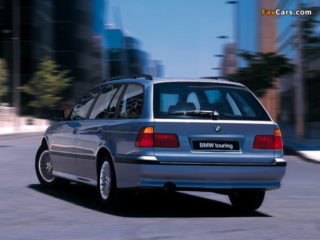 BMW 5 Series Touring (E39) 1997–2004 images (640 x 480)