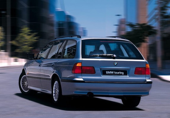 BMW 5 Series Touring (E39) 1997–2004 images