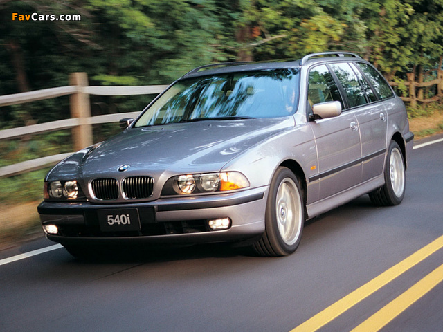 BMW 540i Touring (E39) 1997–2000 images (640 x 480)