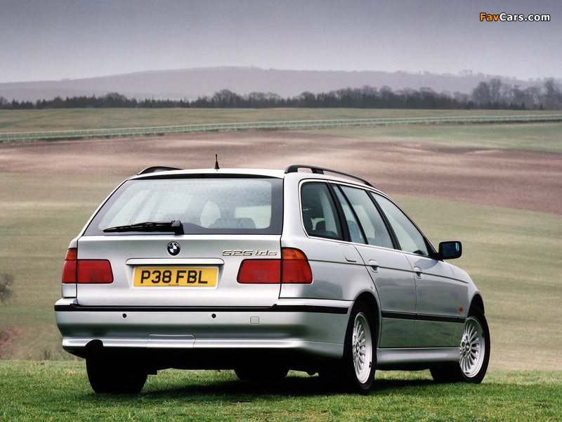 BMW 525tds Touring UK-spec (E39) 1997–2000 photos (800 x 600)