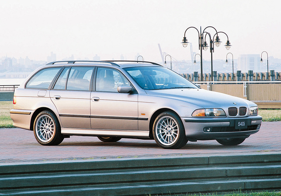 BMW 540i Touring (E39) 1997–2000 photos