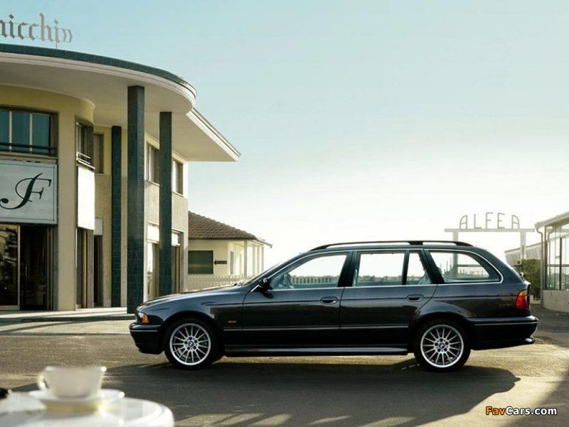 BMW 540i Touring (E39) 1997–2004 pictures (800 x 600)