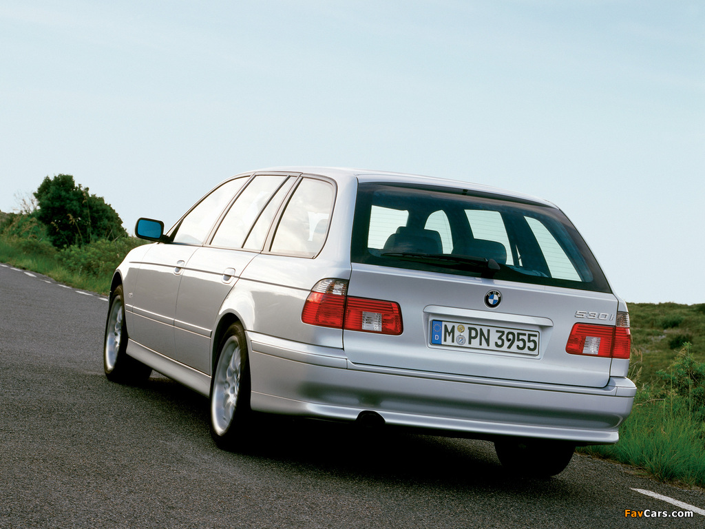BMW 530i Touring (E39) 2000–04 images (1024 x 768)