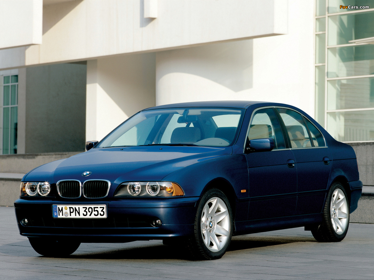 BMW 525i Sedan (E39) 2000–03 images (1280 x 960)