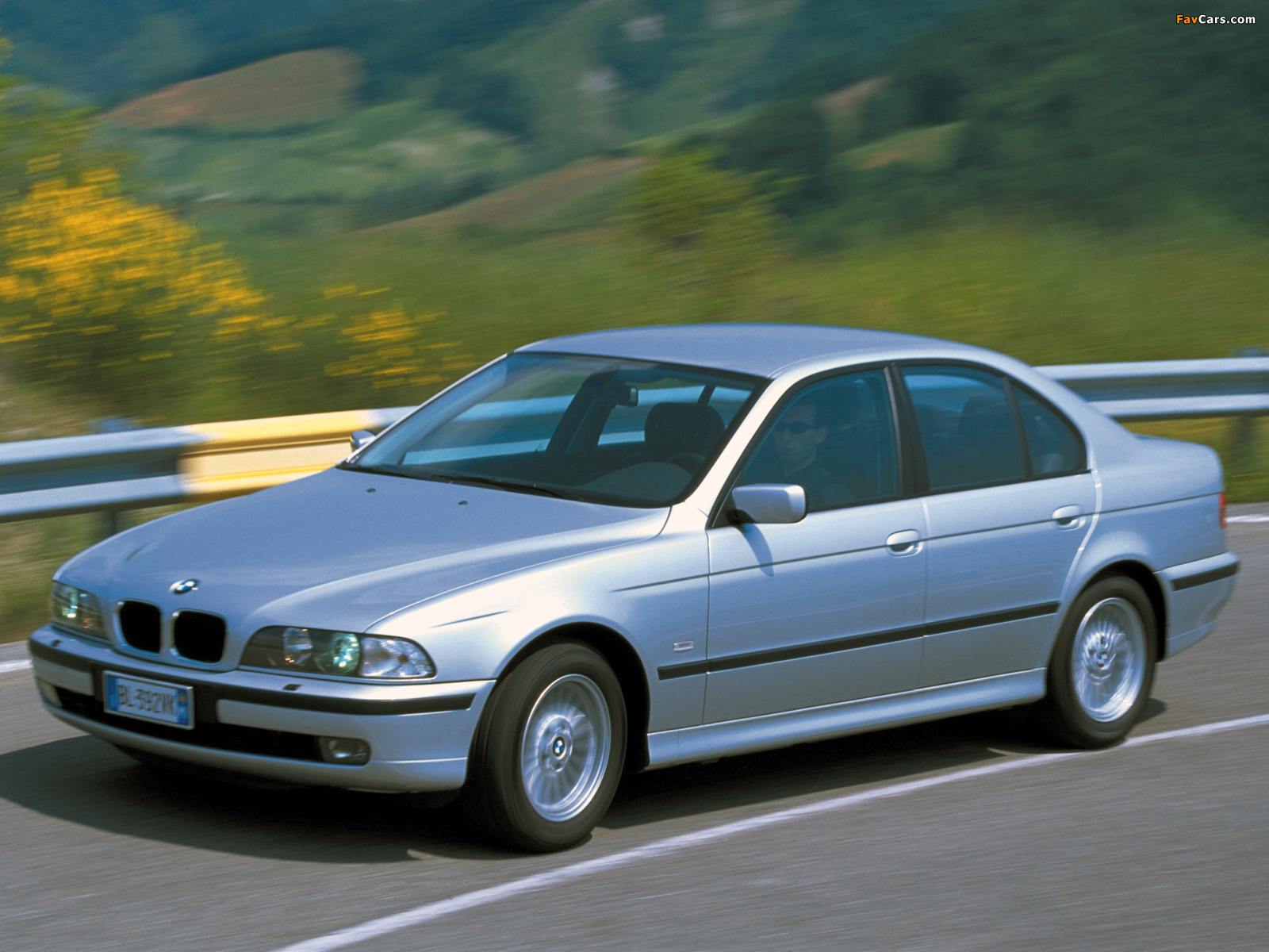 BMW 520d Sedan (E39) 2000–03 pictures (1600 x 1200)