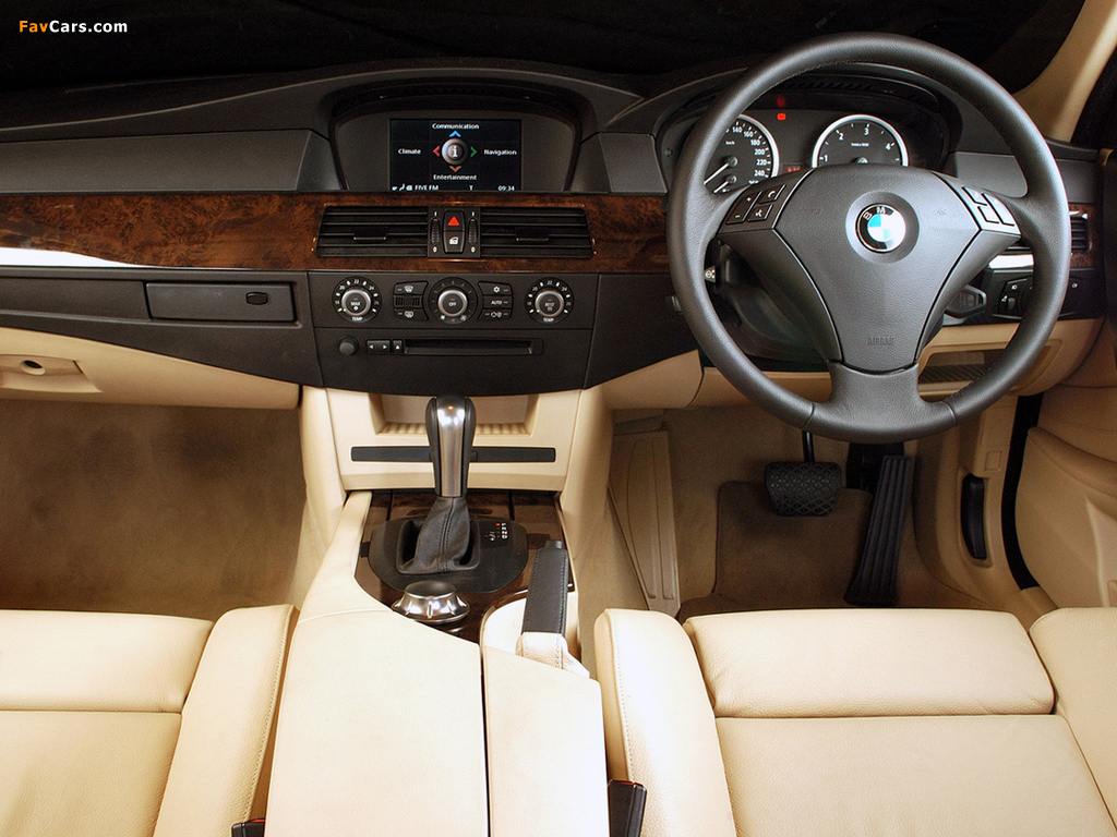 BMW 530d Sedan ZA-spec (E60) 2003–07 images (1024 x 768)
