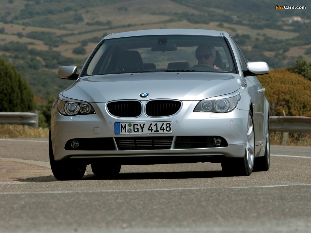 BMW 5 Series Sedan (E60) 2003–07 photos (1024 x 768)