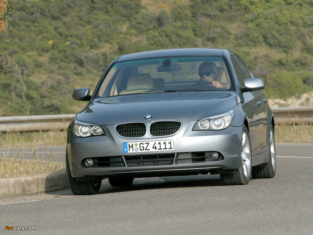 BMW 5 Series Sedan (E60) 2003–07 pictures (1024 x 768)
