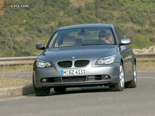 BMW 5 Series Sedan (E60) 2003–07 pictures (640 x 480)