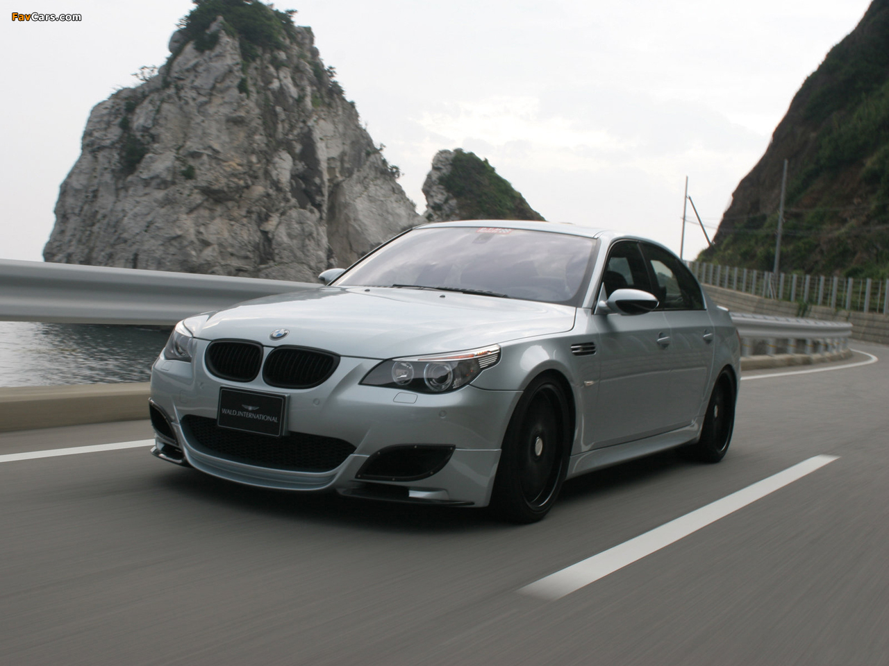 WALD BMW M5 (E60) 2004–10 pictures (1280 x 960)